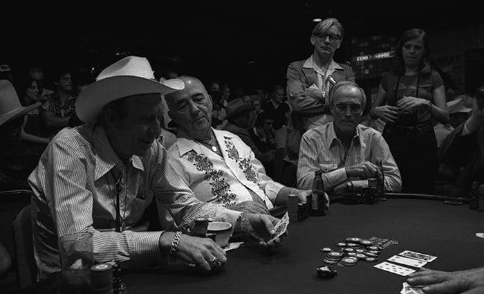 Amarillo Slim (li.) und Johnny Moss bei der WSOP - Evolution des Pokerspiels